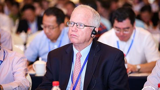 上臣地板应邀出席2018世界地板业工商峰会